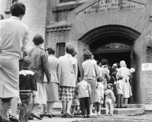 The first Sabin Sunday, April 24, 1960. Thousands of families came to Cincinnati Children’s for the free Sabin vaccine.